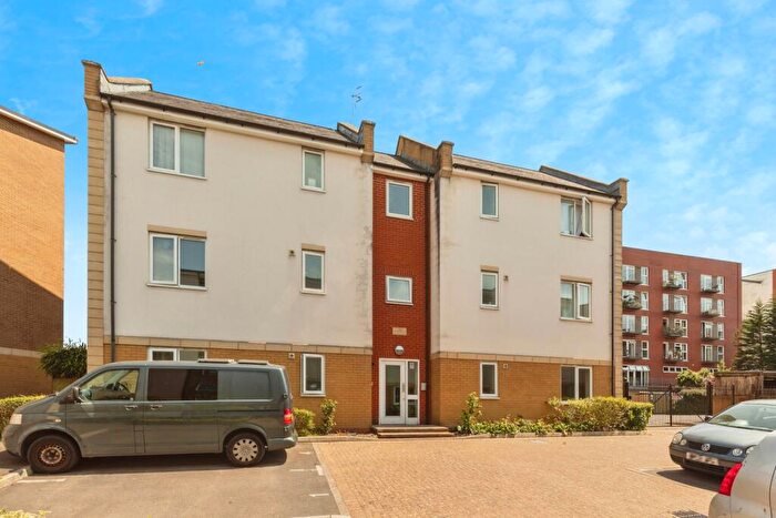 1 Bedroom Flat For Sale In Cromwell Street, Bristol, Somerset, BS3