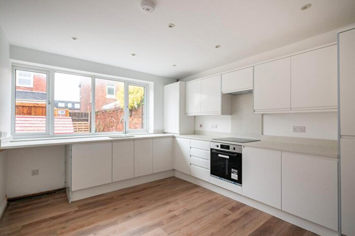 2 Bedroom Detached House For Sale In Wennington Road, Southport, PR9
