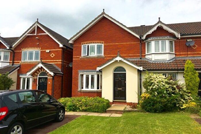 3 Bedroom Property To Rent In Alveston Drive, Wilmslow, SK9