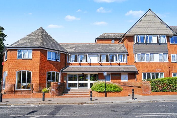 Studio For Sale In Boileau Road, London, W5