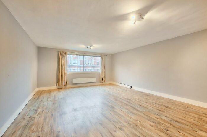 2 Bedroom Flat To Rent In Southampton Row, London, WC1B