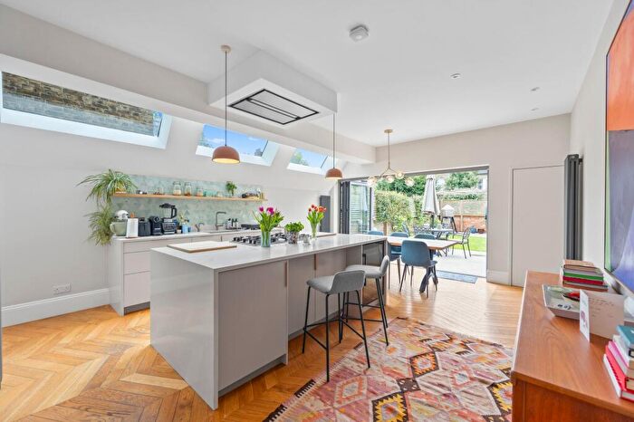 4 Bedroom Terraced House To Rent In Buchanan Gardens, Kensal Rise, NW10