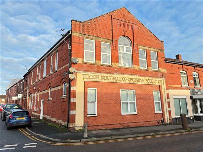 2 Bedroom Apartment To Rent In Middleton Road, Royton, OL2