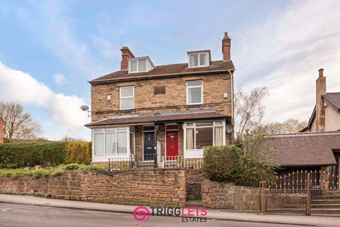 3 Bedroom Semi Detached House For Sale In King Street, Hoyland, S74