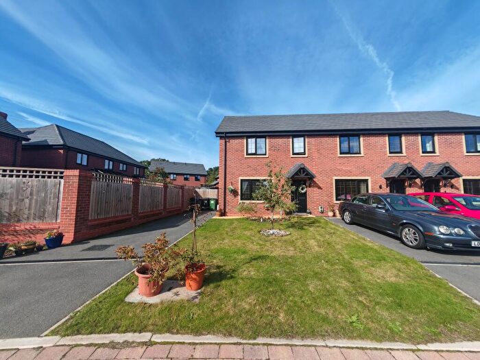 3 Bedroom Semi Detached House For Sale In Heather Place, Congleton, CW12