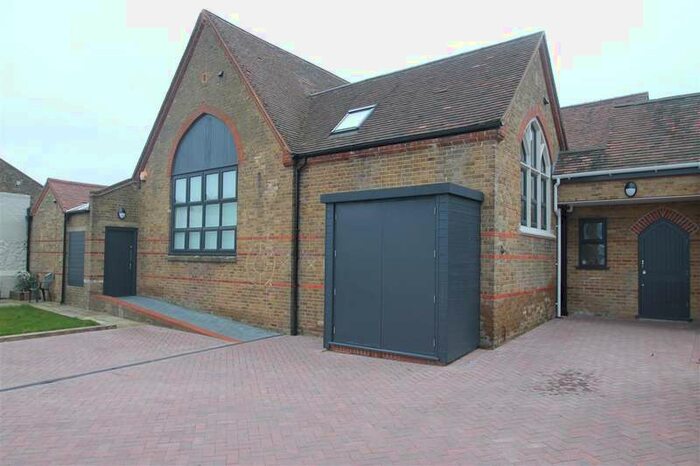 1 Bedroom Apartment To Rent In Melville Road, Old School, Maidstone, ME15