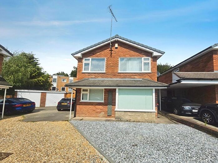 4 Bedroom Detached House To Rent In Priory Close, Abbots Park, CH1