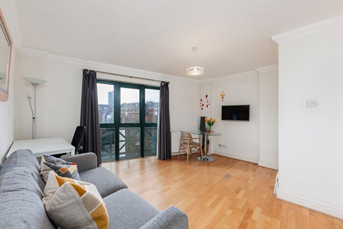 1 Bedroom Flat For Sale In Octavia House, Medway Street, London, SW1P
