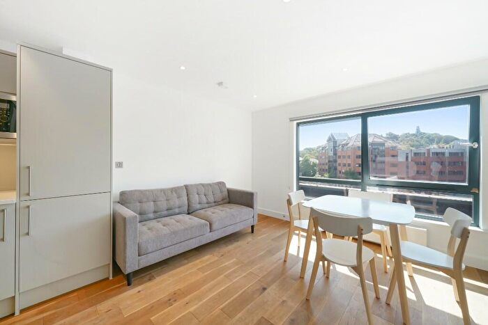 Studio To Rent In - College Road, Harrow, Middlesex, HA1