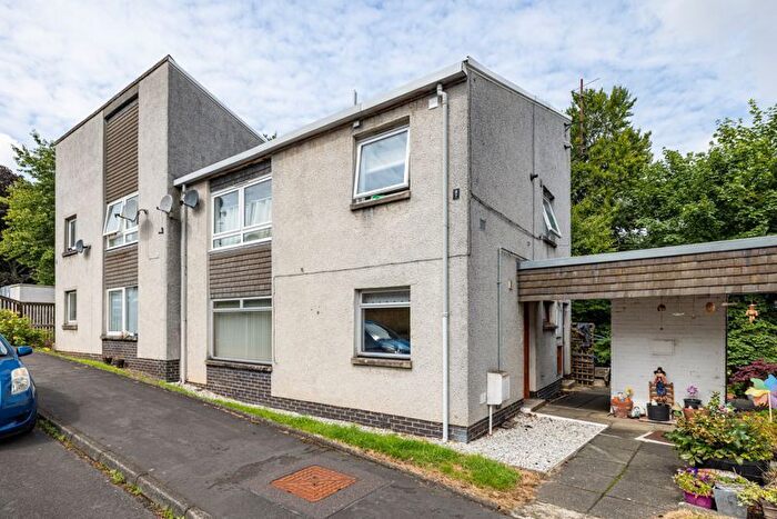 1 Bedroom Flat For Sale In Priorsdene, Melrose, TD6