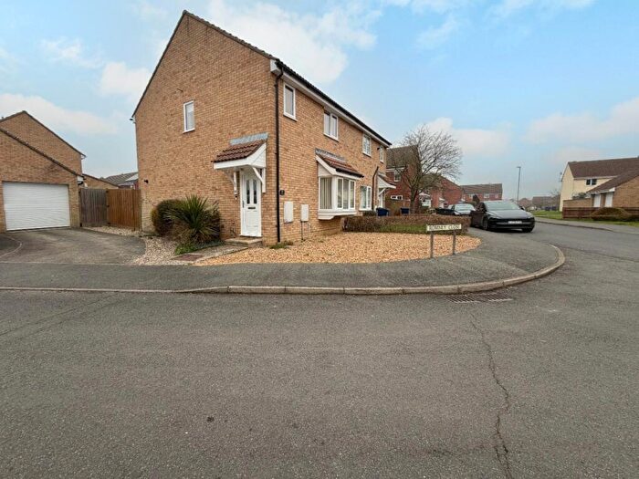 3 Bedroom Semi-Detached House To Rent In Constable Road, St Ives, Cambs, PE27