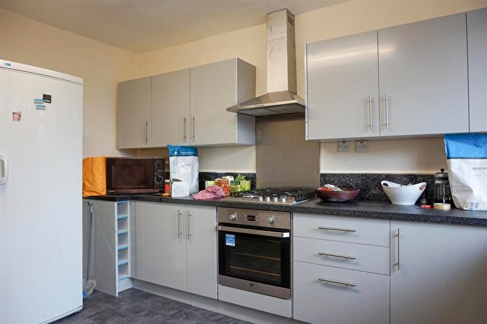 1 Bedroom Property To Rent In Hanover Sq, Leeds, LS3