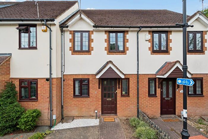 2 Bedroom Town House For Sale In Church Lane, Chalfont St Peter, SL9