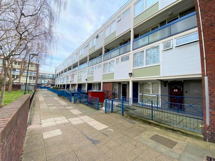 4 Bedroom Flat To Rent In Bemerton Estate, London, N1