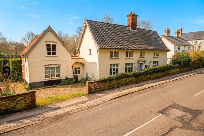 5 Bedroom Detached House For Sale In Redenhall, Harleston, IP20