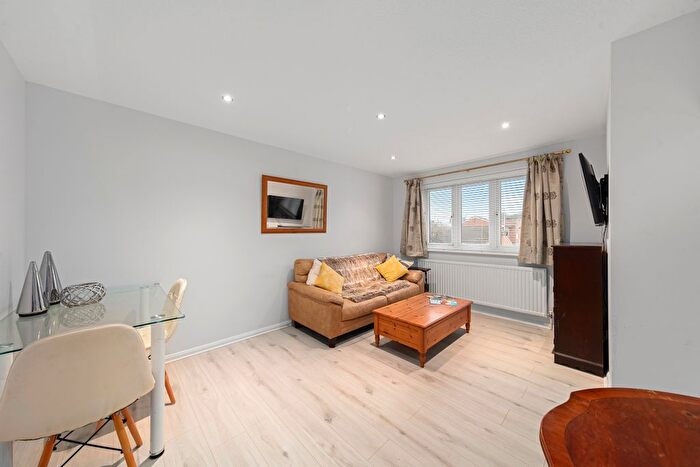 1 Bedroom Flat For Sale In Crosslet Vale, London, SE10