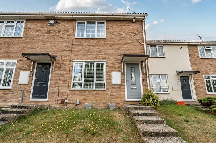 2 Bedroom Terraced House For Sale In Avonmead, Greenmeadow, Swindon, SN25