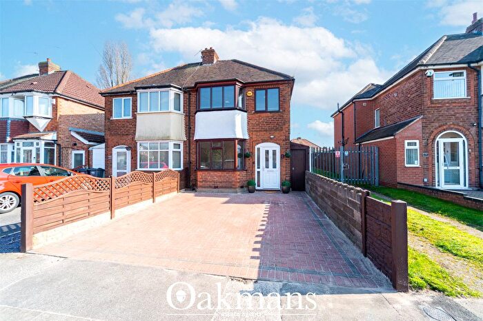 3 Bedroom Semi Detached House For Sale In Woodcock Lane North, Birmingham, West Midlands, B27