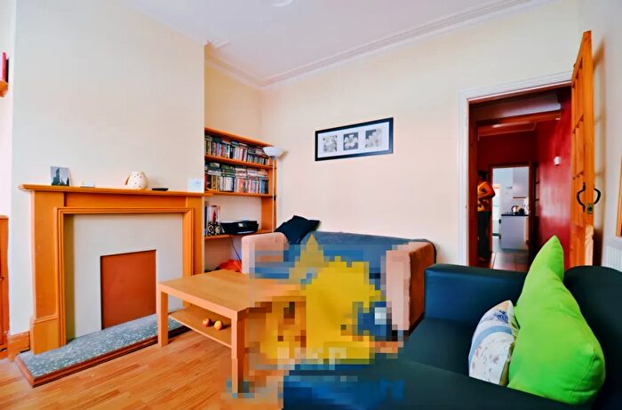 3 Bedroom Flat To Rent In A Milner Road, Birmingham, B29