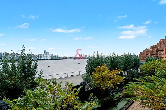 2 Bedroom Flat For Sale In Mauretania Building, Jardine Road, Wapping, E1W