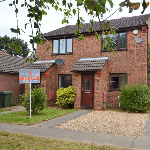 2 Bedroom Terraced House To Rent In Old River, Denmead, PO7