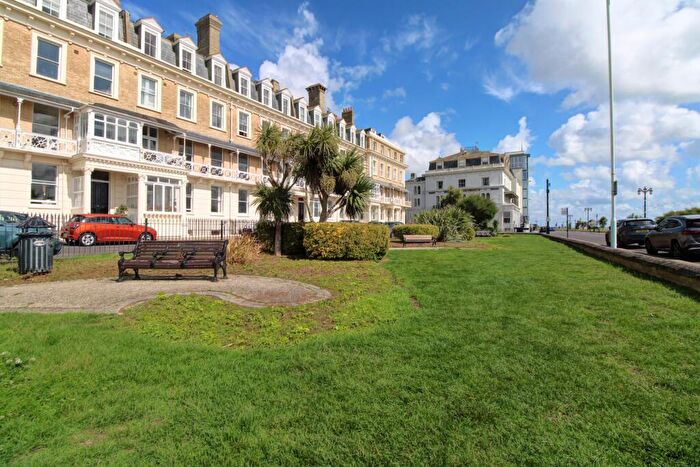 Apartment For Sale In Heene Terrace, Worthing, BN11