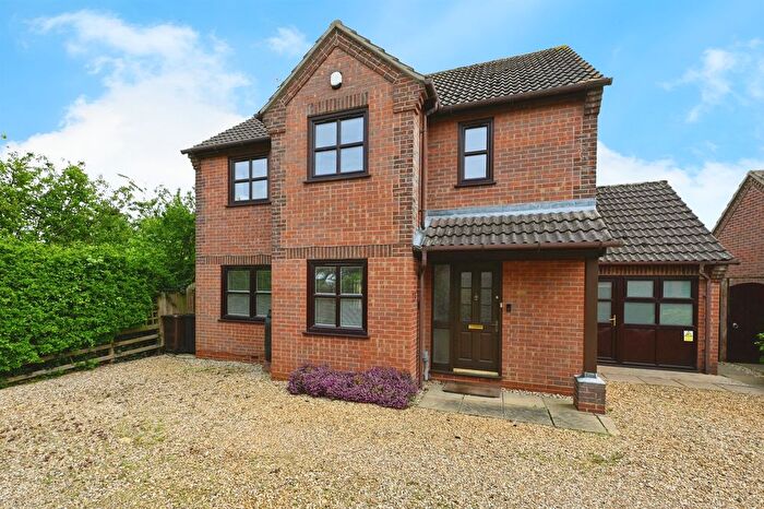 3 Bedroom Detached House For Sale In Sleights Drive, Walsoken, Wisbech, PE14