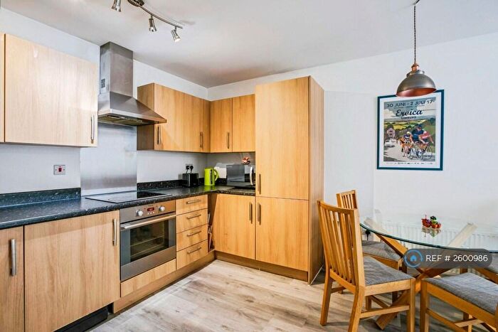 1 Bedroom Flat To Rent In Dunedin Court, Croydon, CR0