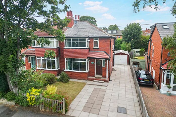 3 Bedroom Semi-Detached House For Sale In Stainburn Crescent, Moortown, Leeds, LS17