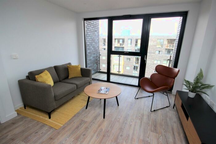 1 Bedroom Apartment To Rent In Goodwin, Potato Wharf Manchester, M3