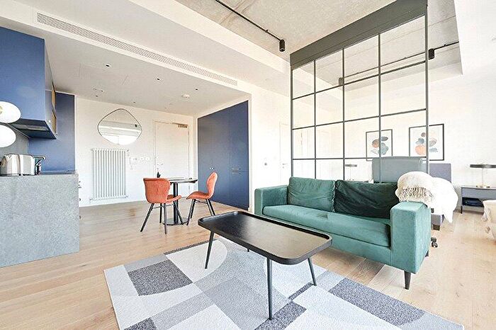 Studio For Sale In Goodluck Hope Walk, London, E14