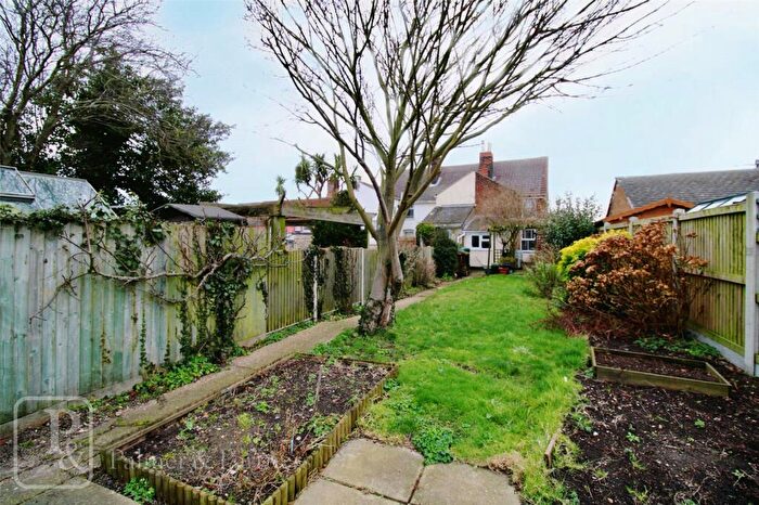 2 Bedroom End Of Terrace House For Sale In Clacton Road, Little Oakley, Harwich, Essex, CO12