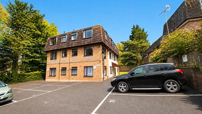 1 Bedroom Apartment To Rent In Cambridge Road, Bournemouth, BH2