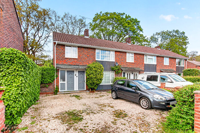 3 Bedroom End Of Terrace House For Sale In Balfour Crescent, Bracknell, Bracknell, RG12