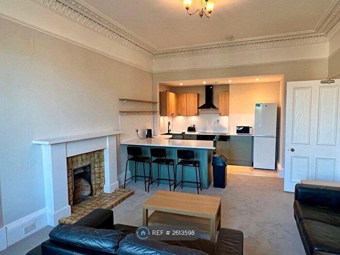 4 Bedroom Flat To Rent In Dalkeith Road, Edinburgh, EH16
