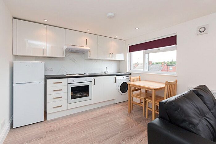 1 Bedroom Flat To Rent In Ellesmere Road, Willesden Green, London, NW10