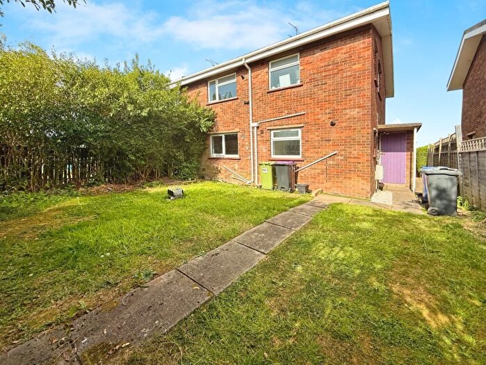 1 Bedroom Flat To Rent In Baines Road, Gainsborough, DN21