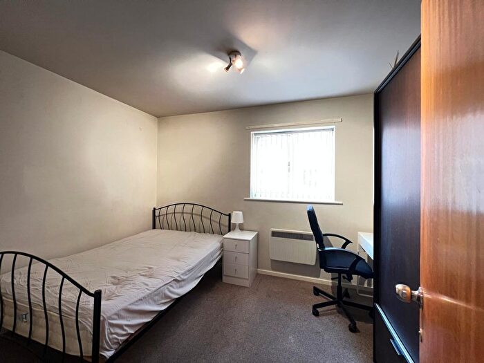 3 Bedroom Flat To Rent In Charlotte Mews, Newcastle Upon Tyne, NE1