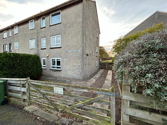 1 Bedroom Flat To Rent In Lady Nairne Grove, Meadowbank, Edinburgh, EH8