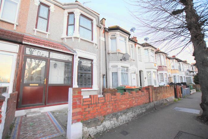 3 Bedroom Terraced House To Rent In Shakespeare Crescent, London, E12