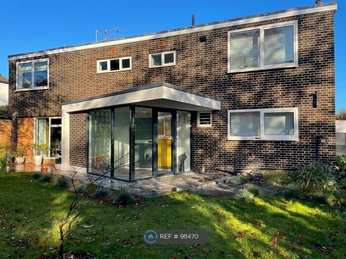 2 Bedroom Semi-Detached House To Rent In Arlesey Close, London, SW15