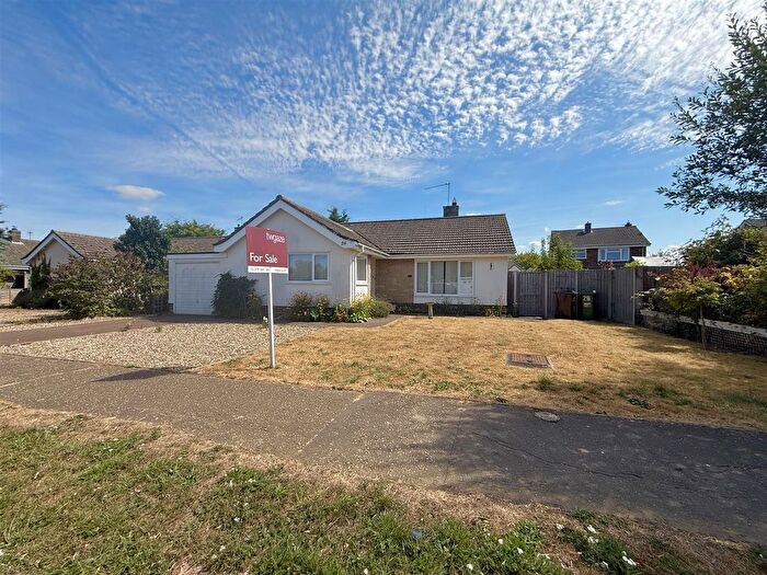 3 Bedroom Bungalow For Sale In Orchard Grove, Diss, IP22
