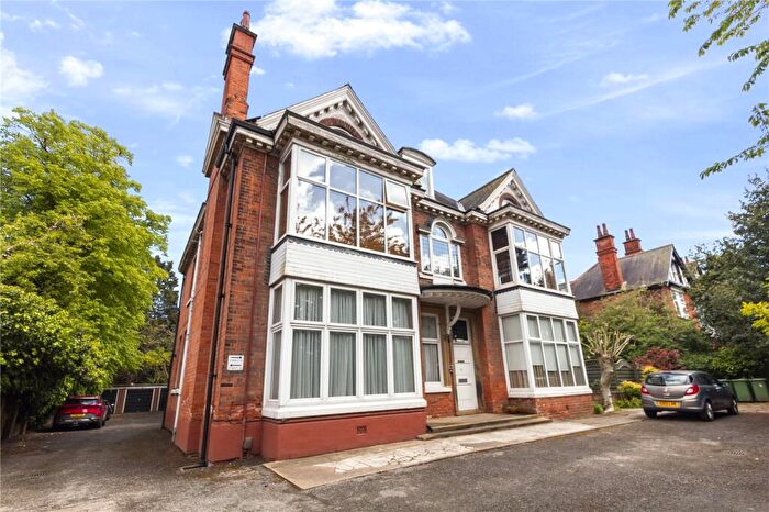 2 Bedroom Apartment To Rent In Bargate, Grimsby, DN34