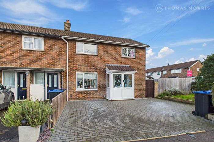 3 Bedroom End Of Terrace House For Sale In Field Crescent, Royston, Hertfordshire, SG8