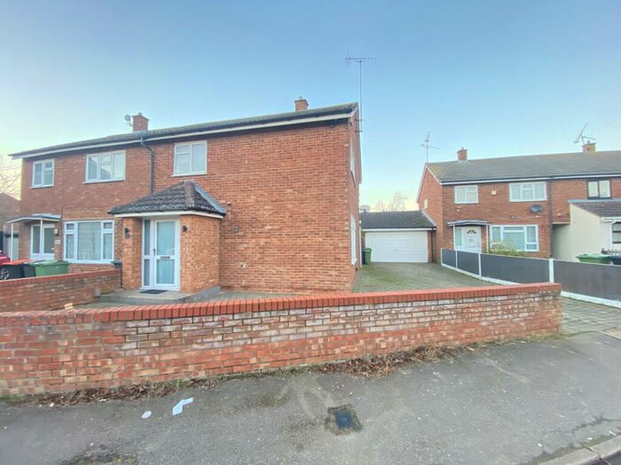 3 Bedroom House To Rent In Kent Road, Houghton Regis, Dunstable, LU5