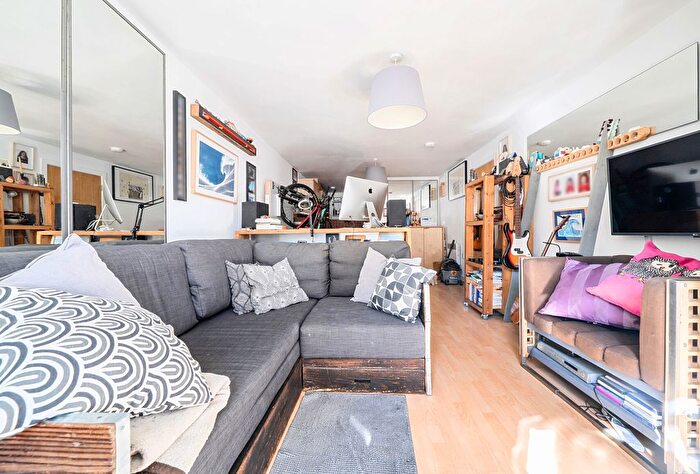 2 Bedroom Flat For Sale In Stanley Street South, Bristol, Somerset, BS3