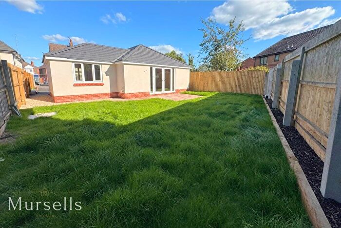 2 Bedroom Bungalow For Sale In Blandford Road, Poole, BH15