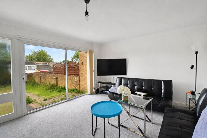 3 Bedroom Terraced House To Rent In Earls Mead, Bristol, Somerset, BS16