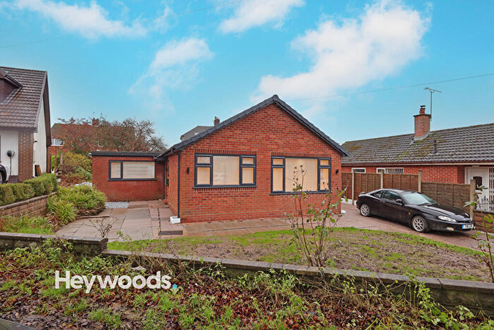 2 Bedroom Detached Bungalow For Sale In Fox Grove, Newcastle-under-Lyme, Staffordshire, ST5