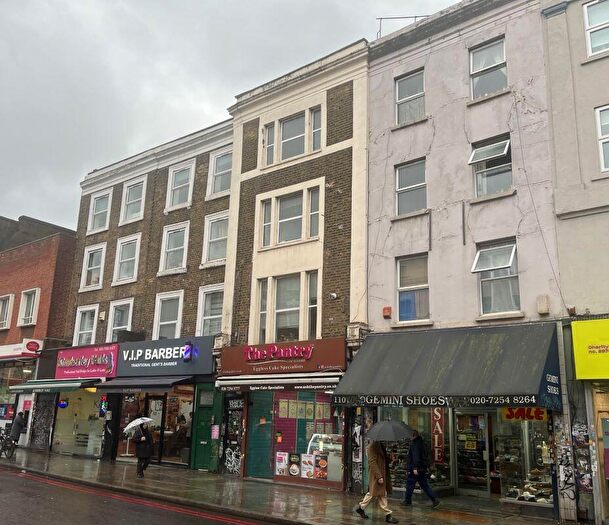1 Bedroom Apartment For Sale In Flat C, Kingsland High Street, Hackney, London, E8